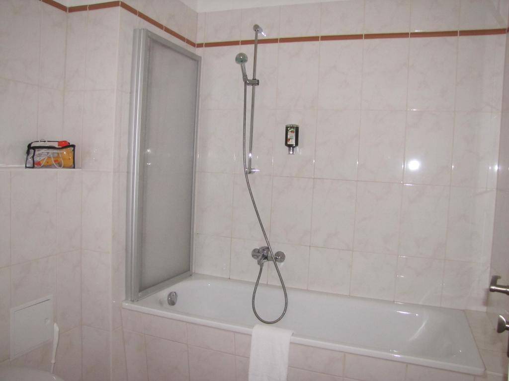 Central Hotel Gera Zewnętrze zdjęcie