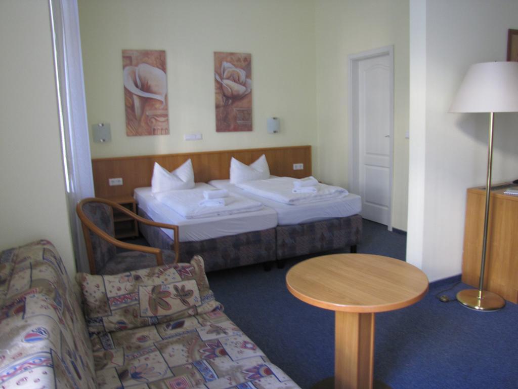 Central Hotel Gera Zewnętrze zdjęcie