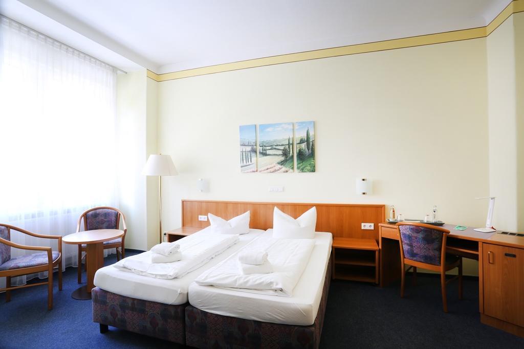 Central Hotel Gera Zewnętrze zdjęcie